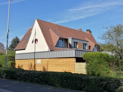 Vue extérieure côté rue